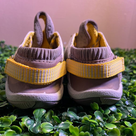 🔥 MERRELL  SWIFT GLOVE WATERPROOF SHOES SNEAKERS WOMENS SIZE 7 - Picture 4 of 9